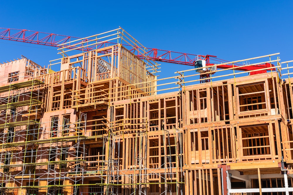 Les implications juridiques du respect des lois sur le panneau de chantier