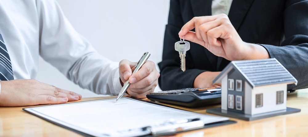 Maîtriser la résiliation de votre contrat d'assurance habitation : un guide précis et éclairé