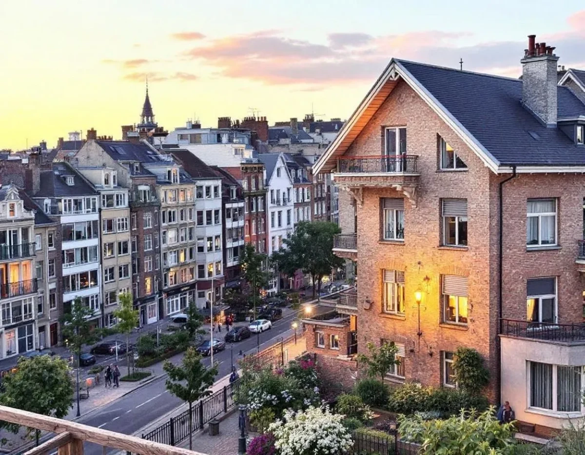 L'acquisition immobilière par cryptomonnaie : cadre juridique et perspectives d'évolution