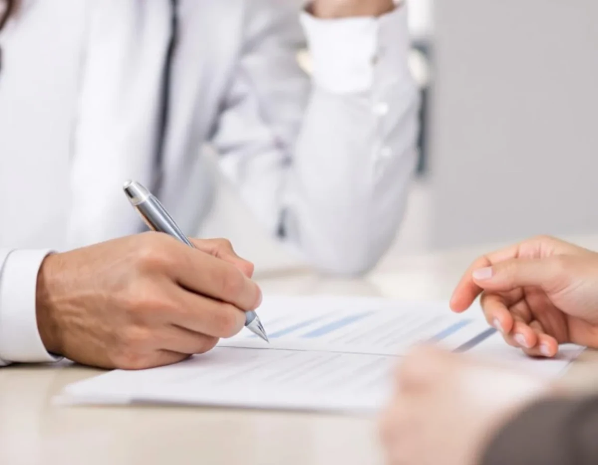 L'obligation d'information annuelle en assurance vie : enjeux juridiques et pratiques